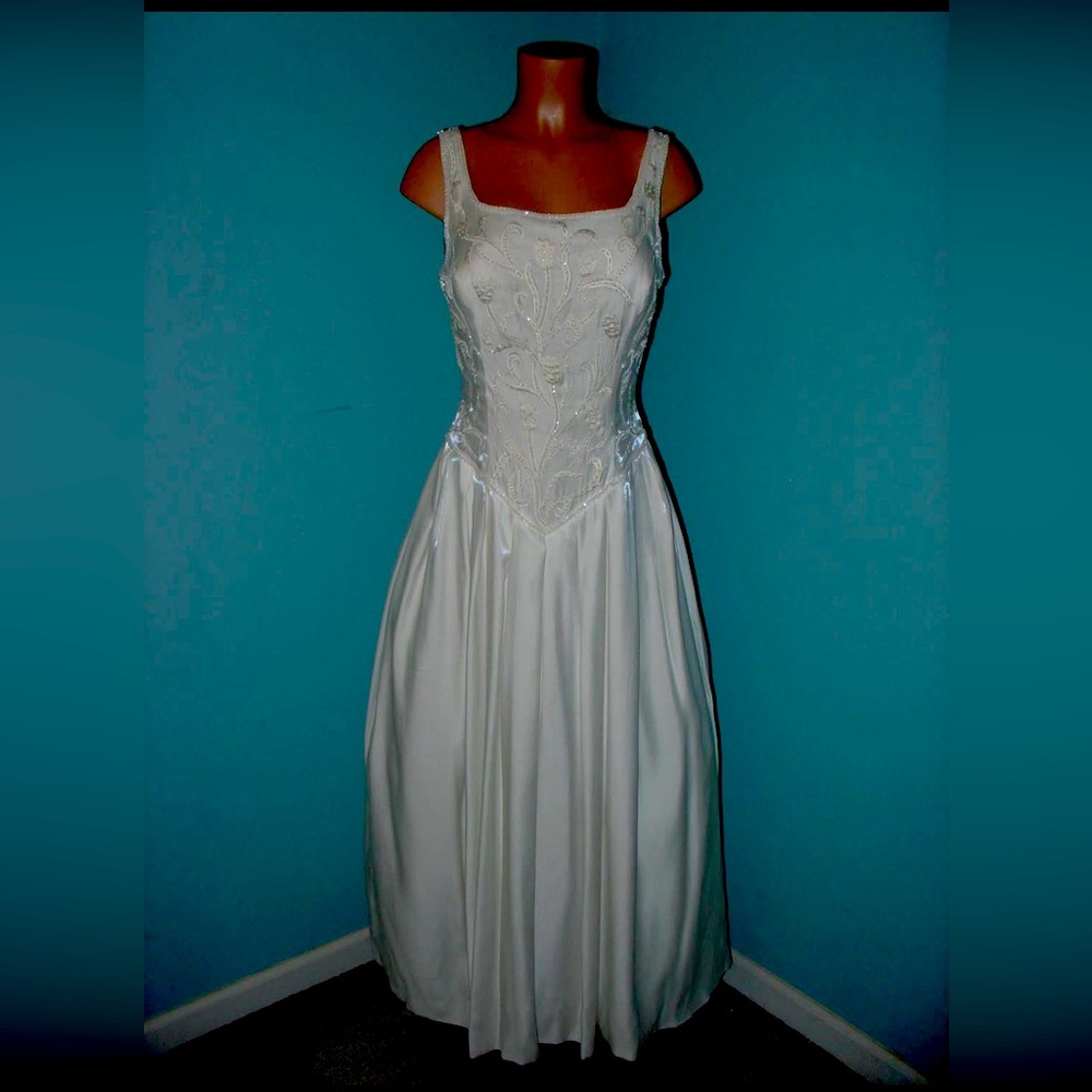 Wedding Gown or Ballroom Gown / Ball Dress - Dye it or wear it White